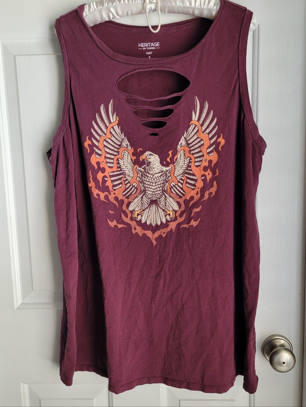 torrid Plum/Burgundy Eagle firebird Phoenix Flame Cutout Tank Size 3